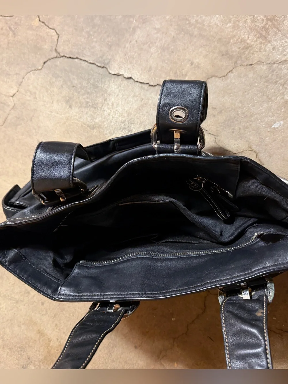 Y2K Coach Soho 10037 Black Leather Large Buckle Tote Bag